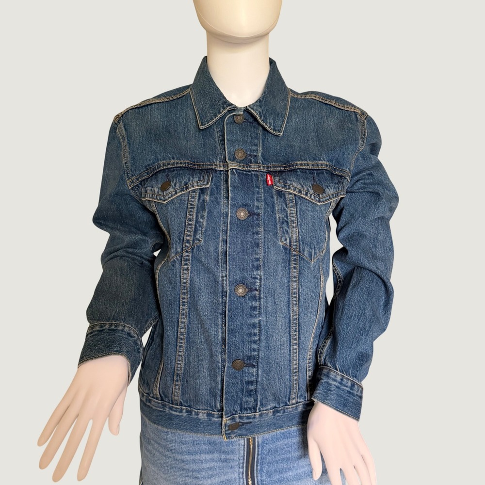 Levis Womens Premium Miami Denim Trucker Jacket Medium Wash Palm Tree Patch S